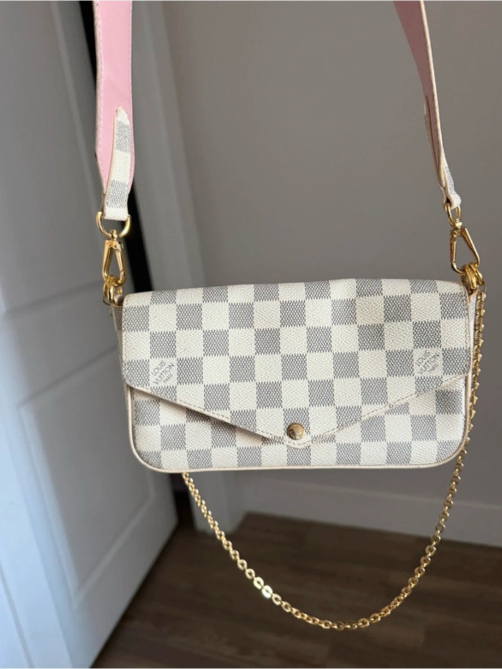 Louis Vuitton Pink Tote with Soft Rose Interior